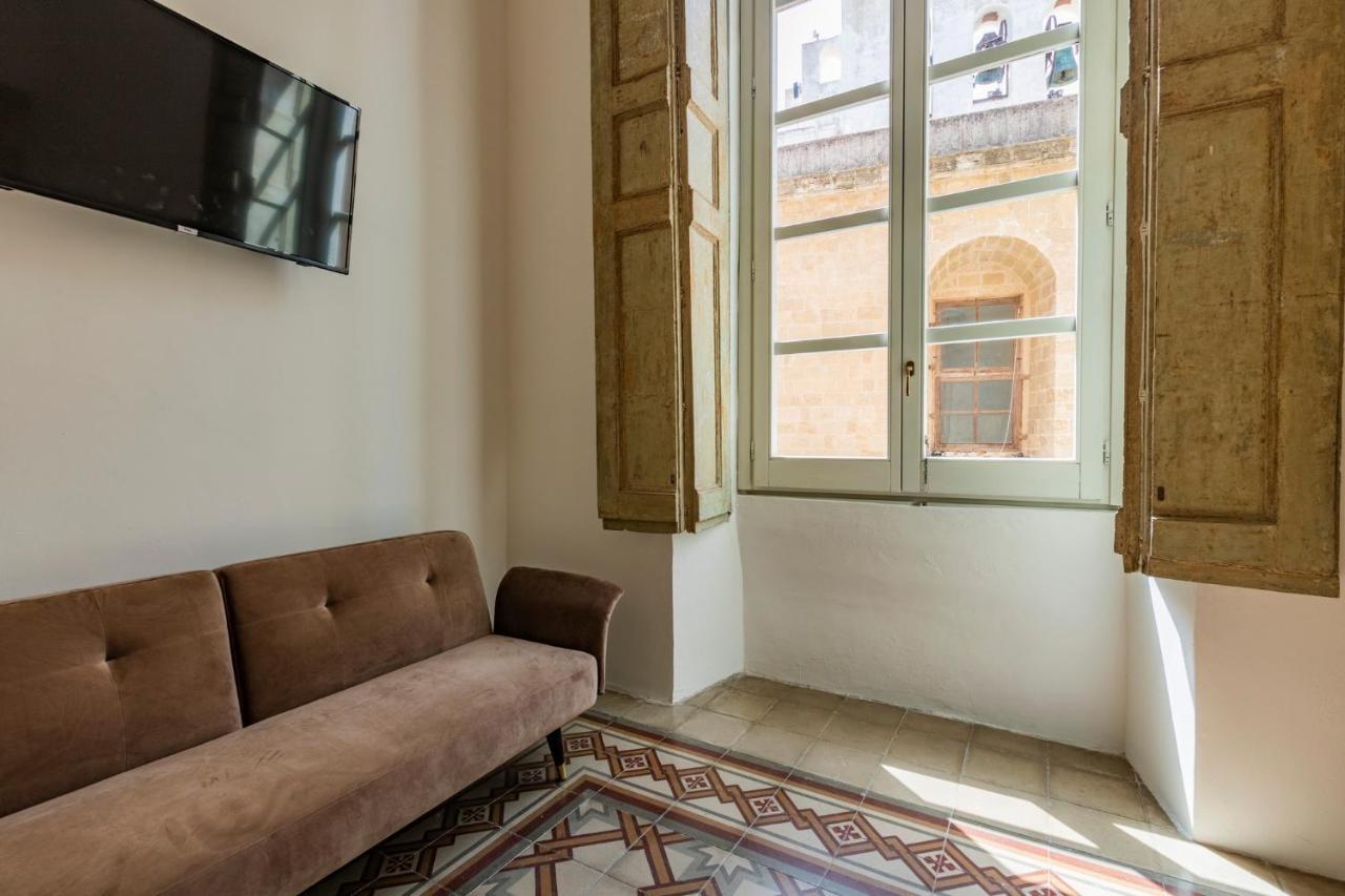 Palazzo Balsamo Bed & Breakfast Gallipoli Dış mekan fotoğraf